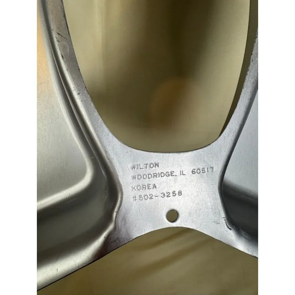 Wilton Horseshoe Cake Pan 502-3258 Vintage 1972 Aluminum Silver Original